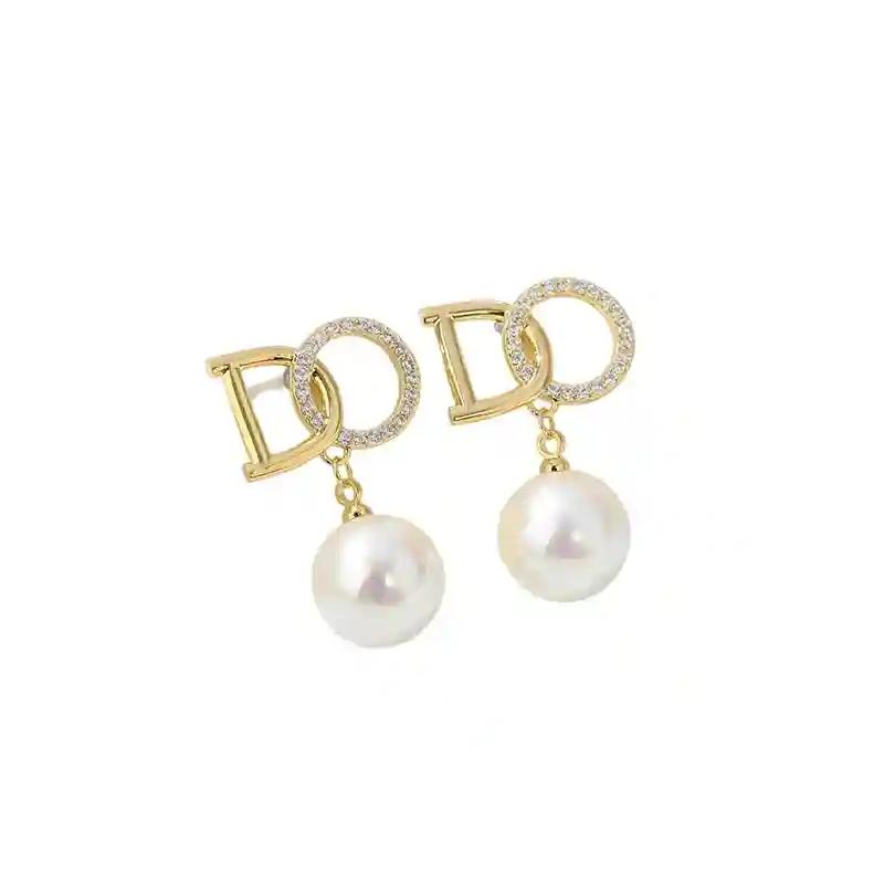 Pearl Drop Earring