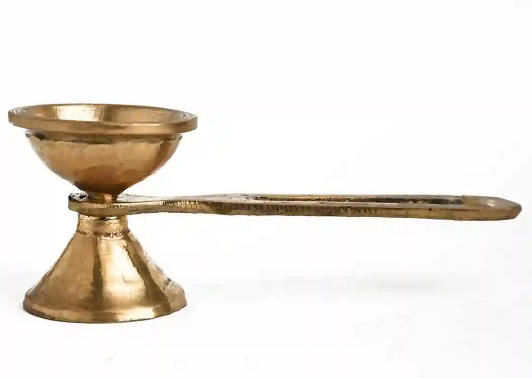 ALODIE- Brass Kapoor Dani/Kapoor Diya Stand (2Wx2H INCHES)