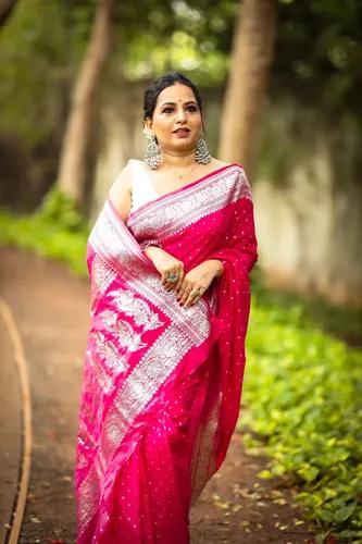 Banaras Crepe Silk Saree with Water Zari - Dark Pink